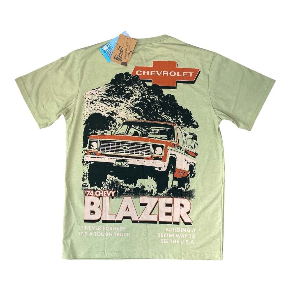 Vtg Chevrolet 74 Chevy Blazer Graphic T-Shirt Streetwear - Small (NWT)